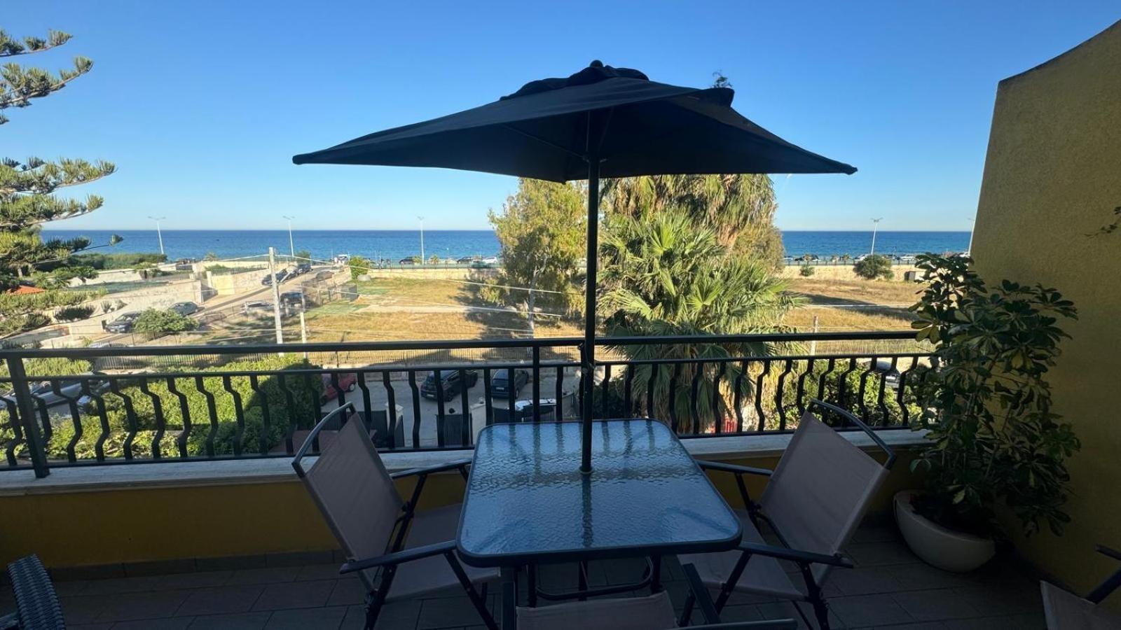 Appartamento Moonlight House A 50 Mt Dal Mare Noto Marina Lido di Noto Esterno foto
